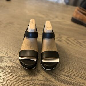 Sorel Black Women's Sandals